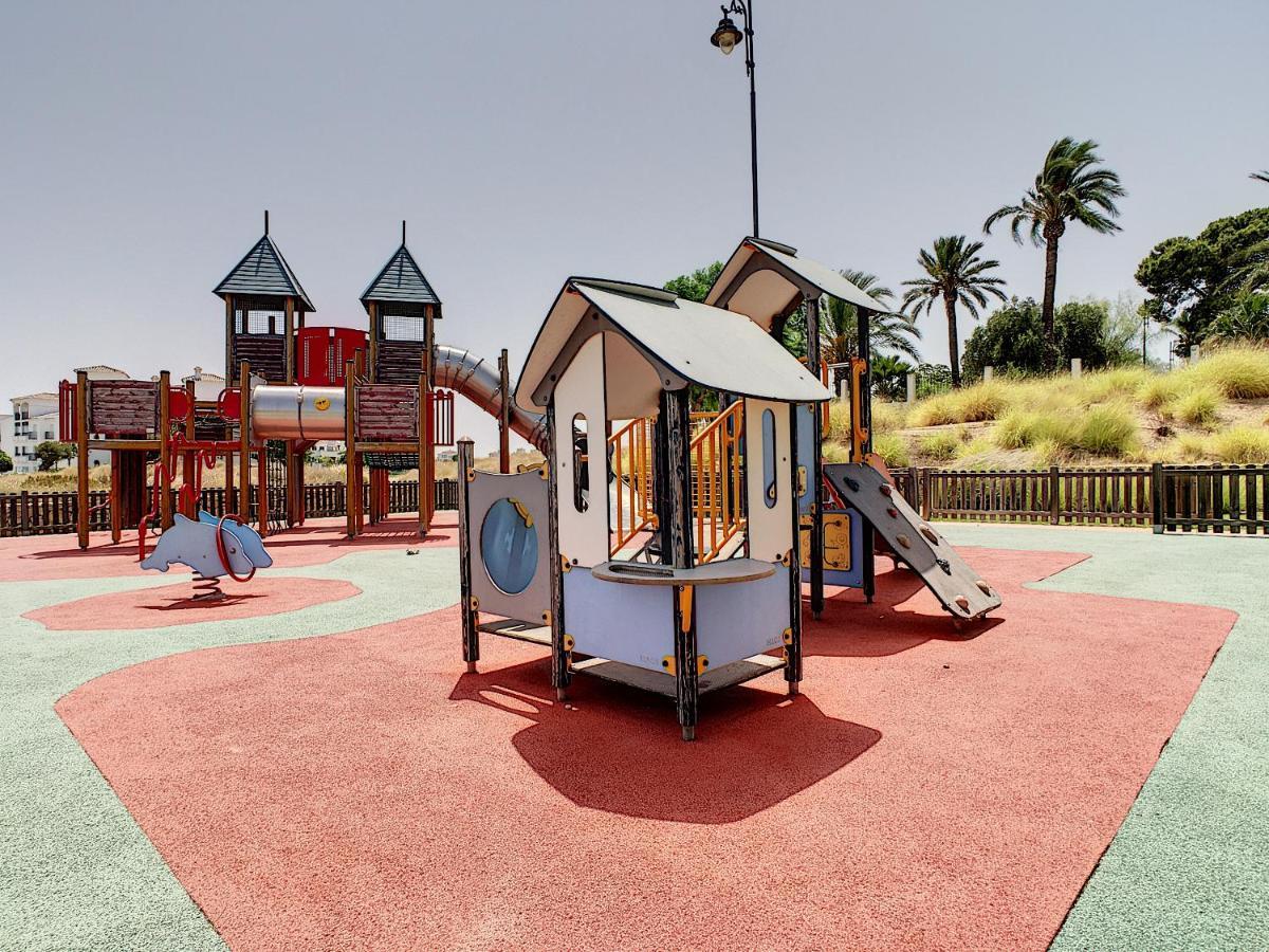 Hacienda Golf Resort - 8408 Сусина Екстериор снимка
